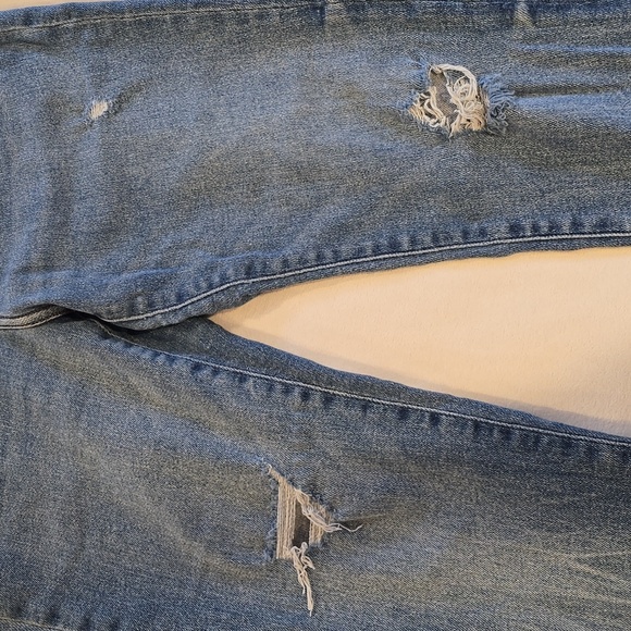 Express Mid Rise Ripped Skyscraper Jeans - Picture 4 of 7